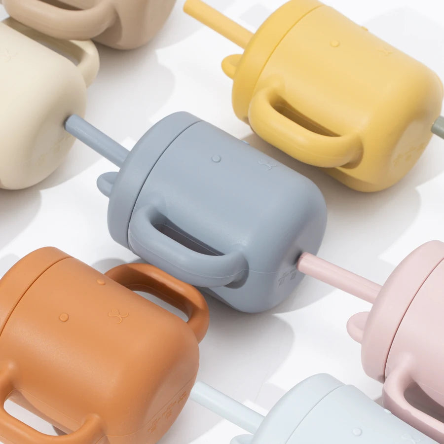 Cute Cartoon Sippy Cups for Your Little Ones - BPA Free & Safe for Toddlers! 🍼✨ #BabyEssentials #Parenting